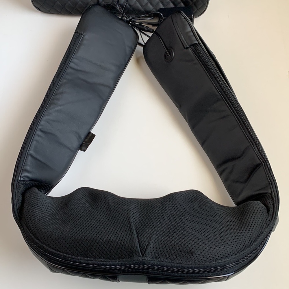 RESTECK Massager for Neck, Back, Shoulder’s with Heat Shiatsu with Travel Bag - Picture 14 of 14